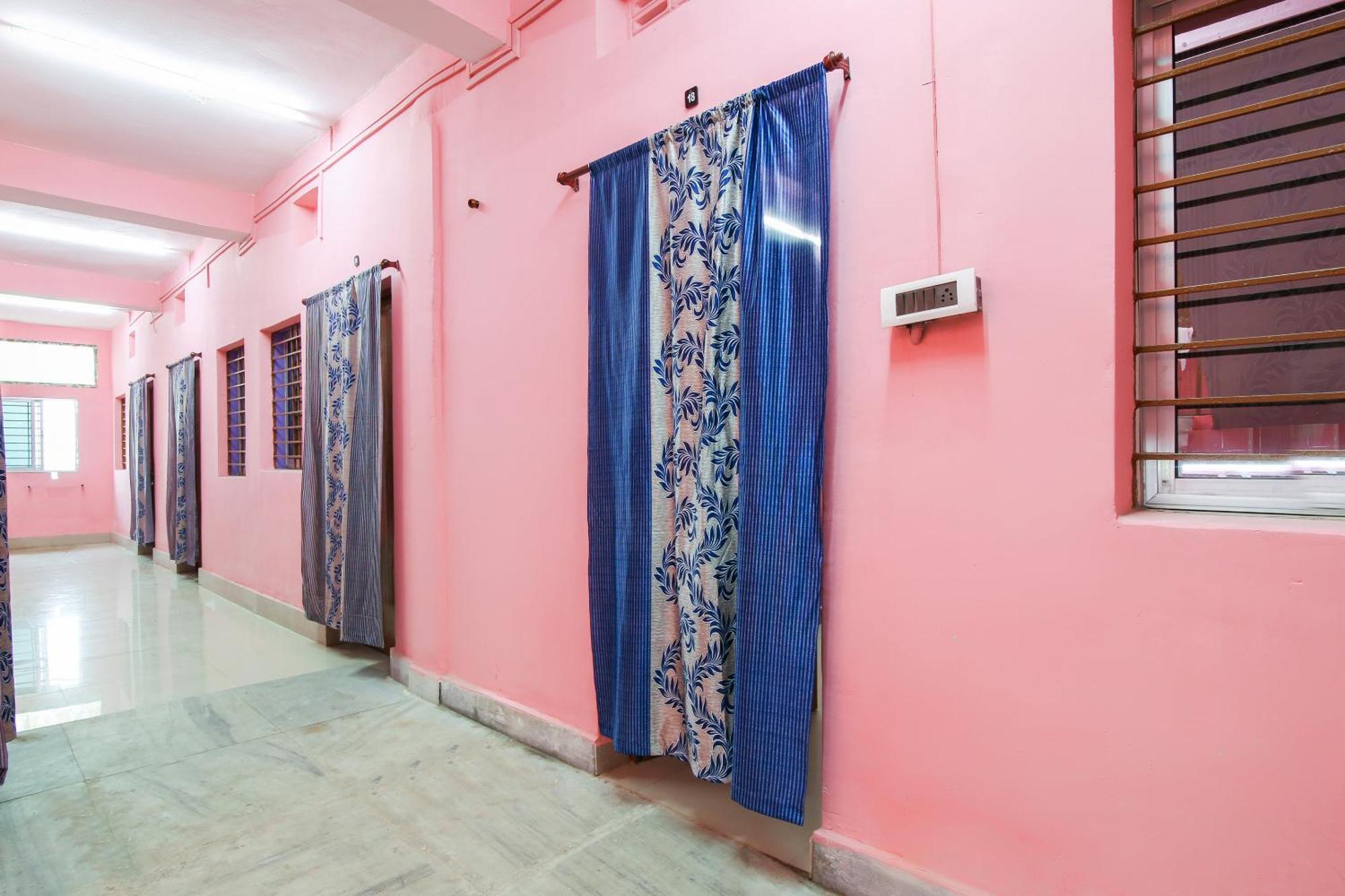 Collection O Nit More Adityapur Formerly Hotel Subheksha Jamshedpur Exterior photo